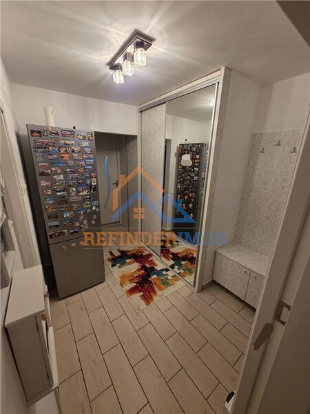 Crangasi Apartament 2 camere decomandat / Mobilat / Utilat / Metrou